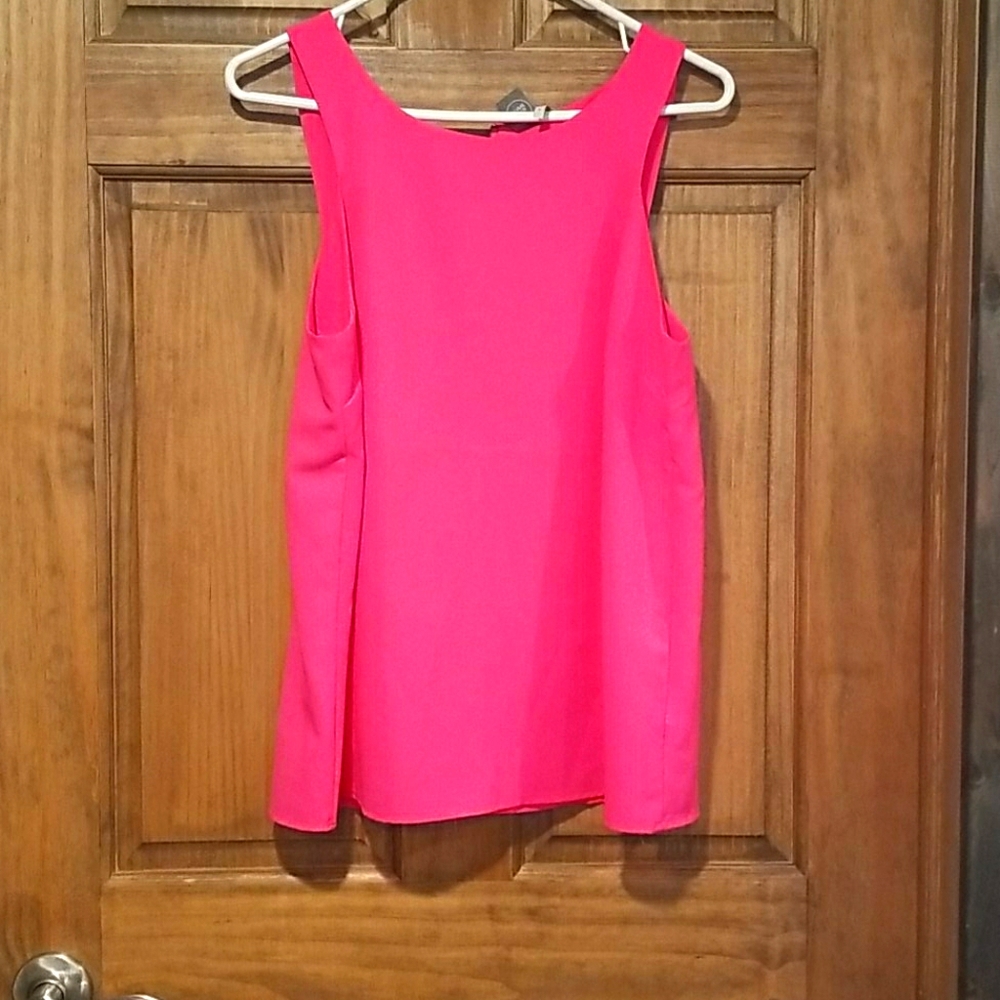 Pink dress top